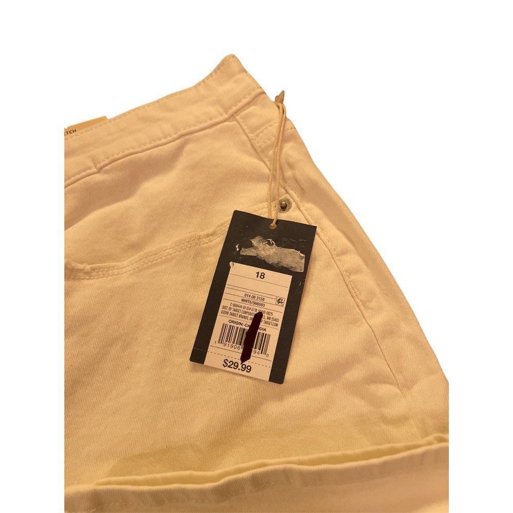 Universal Thread White button fly jeans - Picture 3 of 7